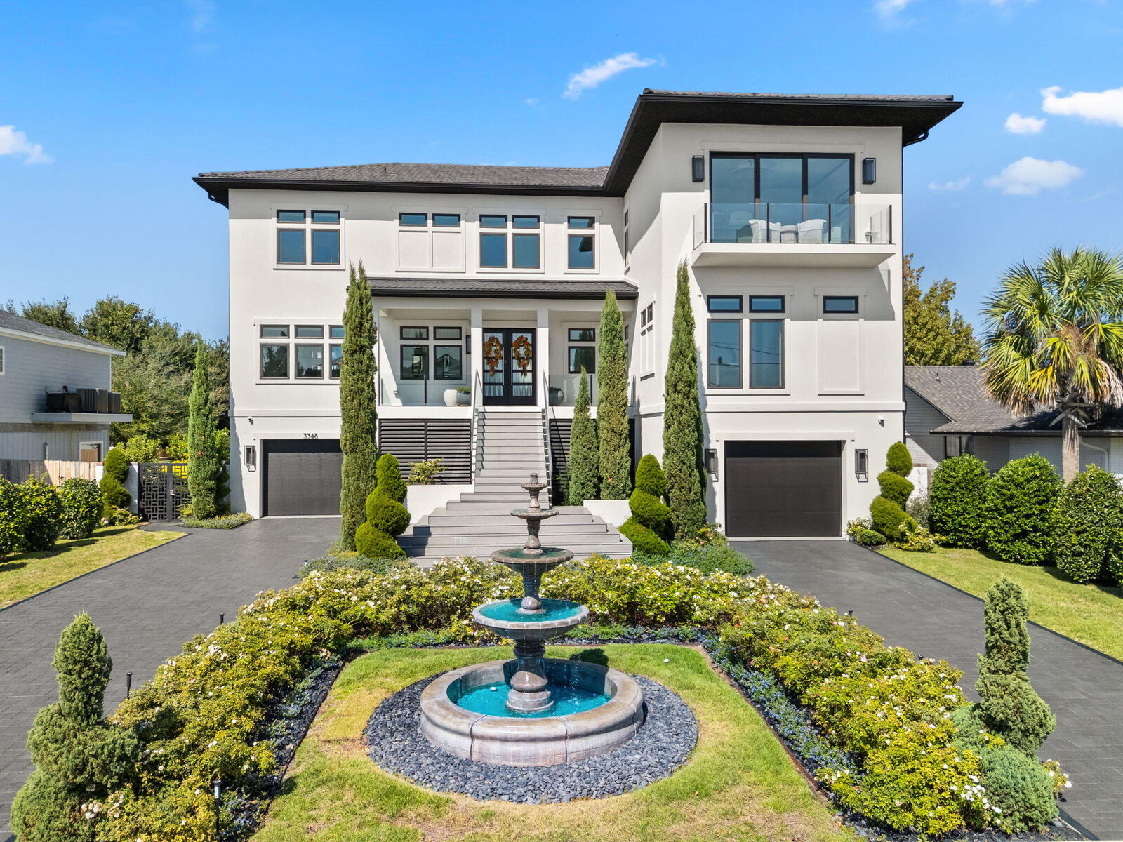 Property Photo: 3348 Edgewater Drive FL 32563