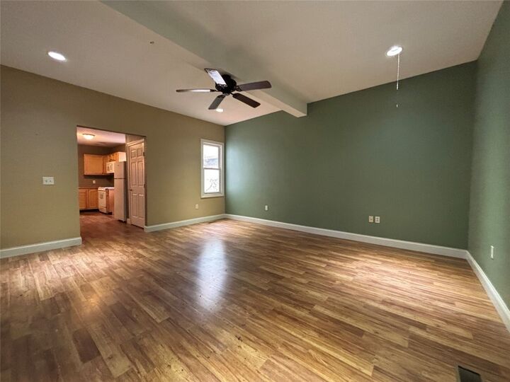 Property Photo:  752 Garden Street  PA 16335 