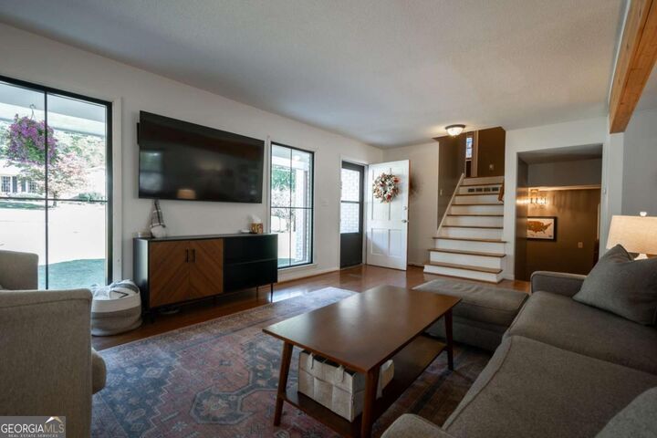 Property Photo:  135 Tara Way  GA 30606 