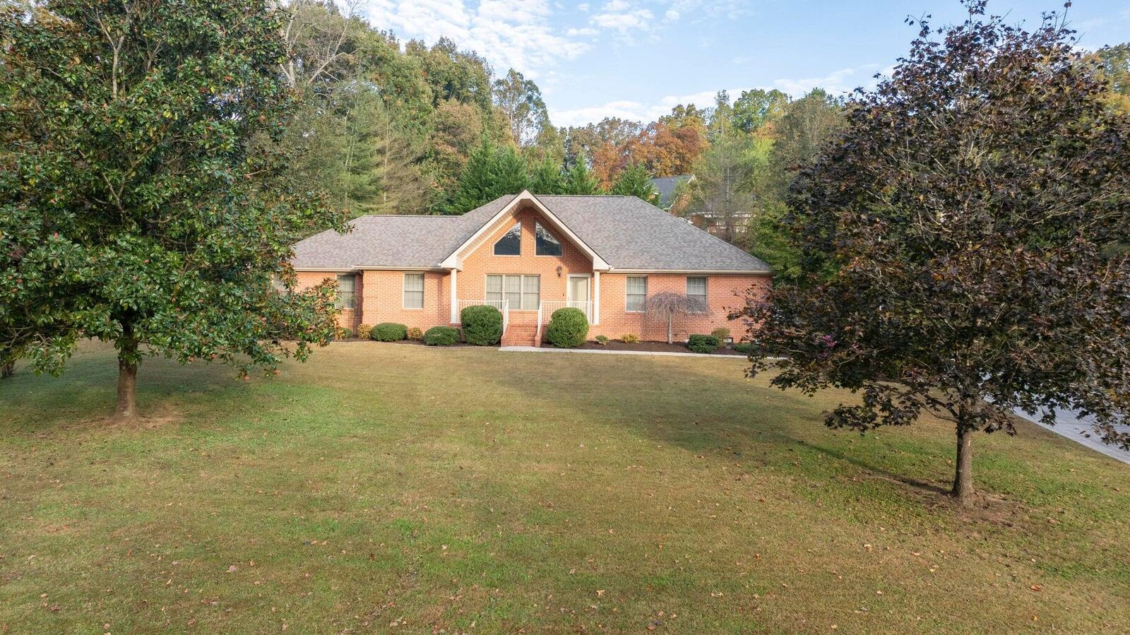 Property Photo:  243 Horseshoe Circle  TN 37321 