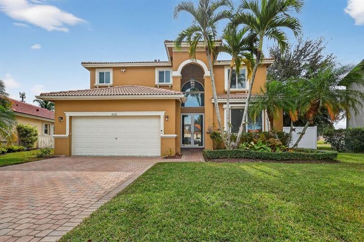 18676 SW 16th St  Pembroke Pines FL 33029 photo