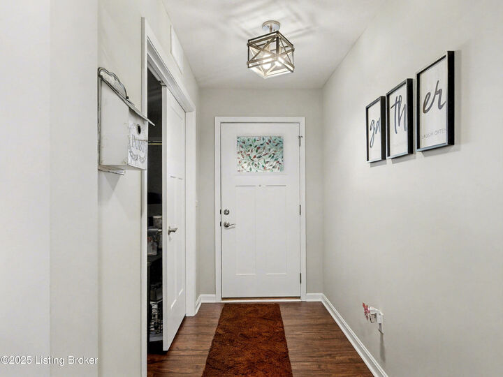 Property Photo:  367 Copper Creek Dr  KY 40047 