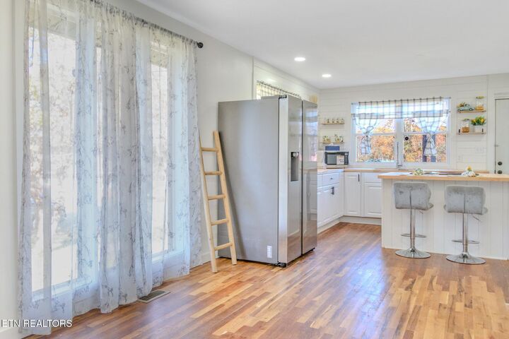 Property Photo: 233 S Benedict Ave TN 37830