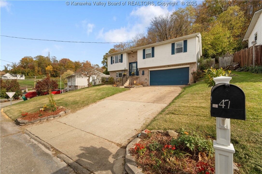 Property Photo:  47 Jannette Drive  WV 25159 