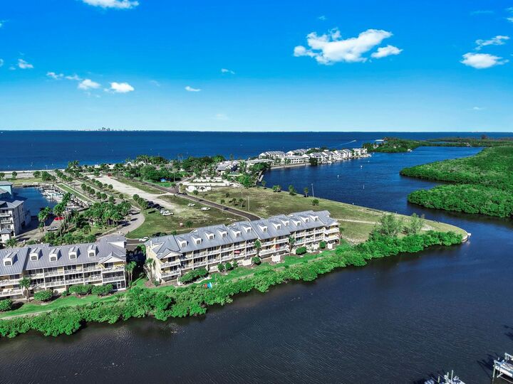 Property Photo: 603 Bahia Beach Boulevard FL 33570