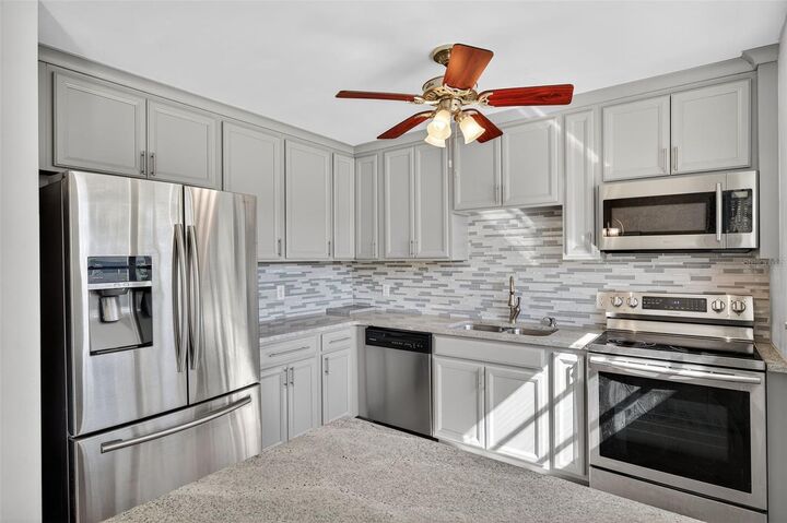 Property Photo:  5614 36th Avenue N  FL 33710 