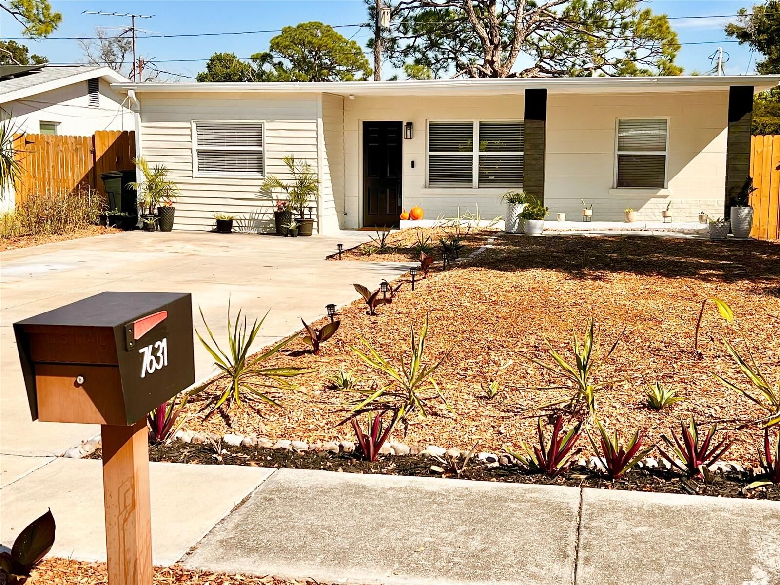 Property Photo: 7631 46th Way N FL 33781