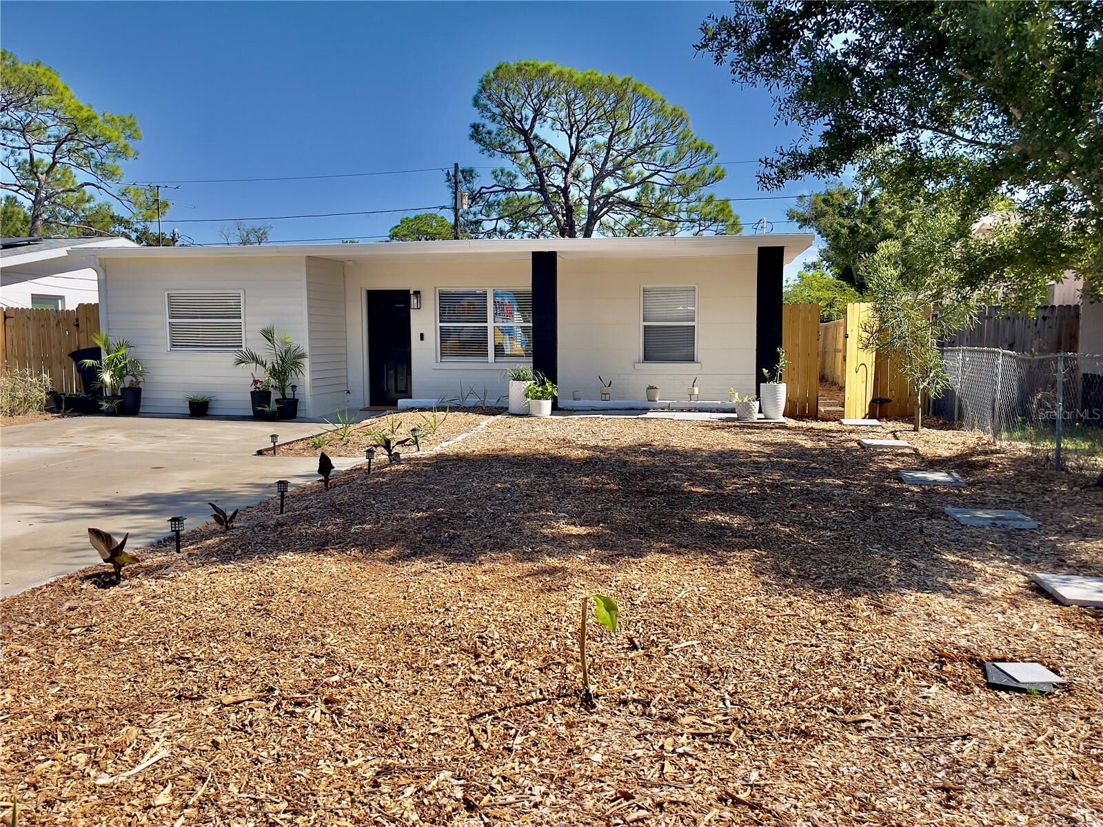 Property Photo:  7631 46th Way N  FL 33781 