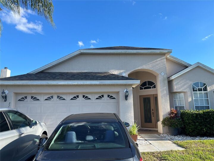 Property Photo: 2701 Crane Trace Circle FL 32837