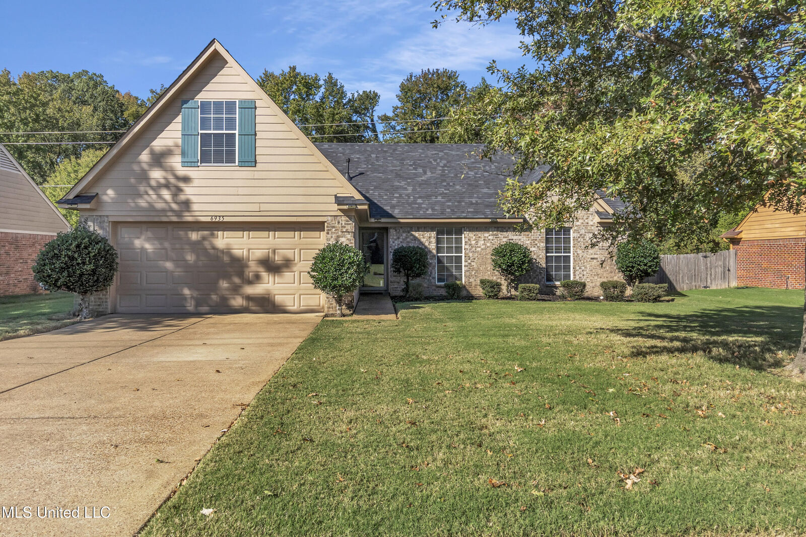 Property Photo: 6935 Tealwood Drive MS 38637