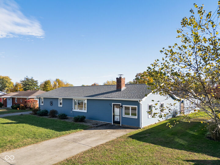 Property Photo: 619 Falcon Drive IN 47201