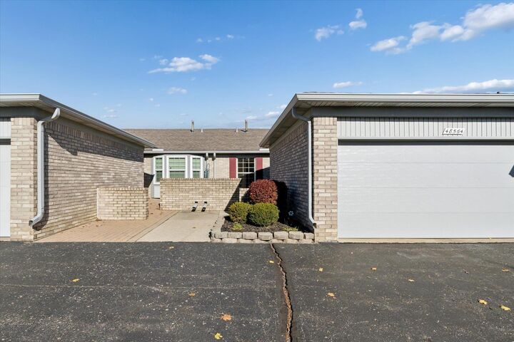 Property Photo: 48564 Hudson Bay Court MI 48315