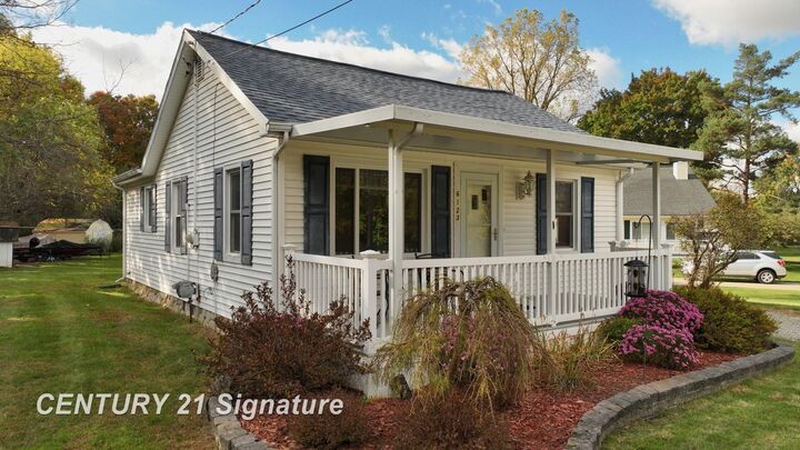 Property Photo: 6123 E River Road MI 48433-2581