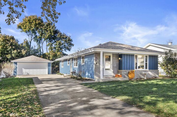 333 N 120th St  Wauwatosa WI 53226 photo