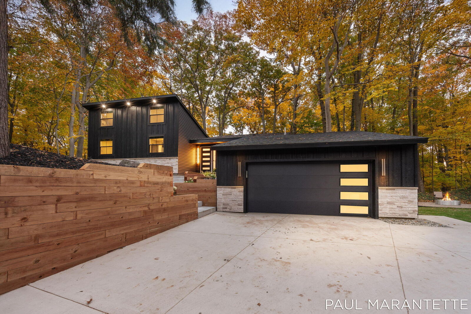 Property Photo: 9421 Lakeview Court MI 49460