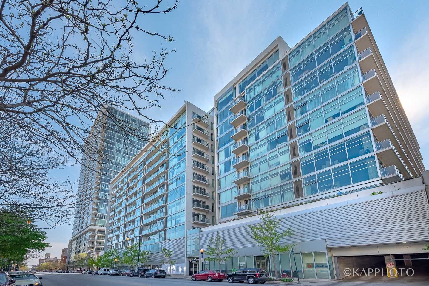 Property Photo: 1620 S Michigan Avenue 904 IL 60616
