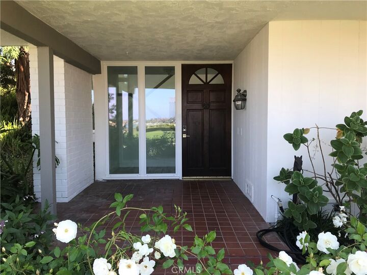 Property Photo:  1960 Vista Caudal  CA 92660 