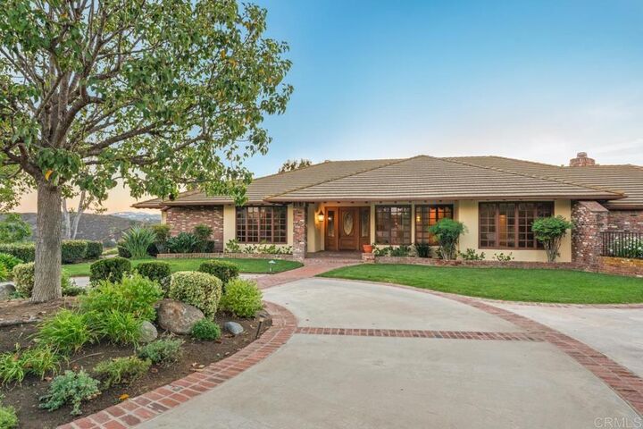 Property Photo:  3652 Monte Real  CA 92029 