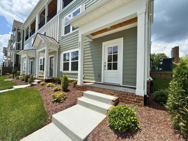 Property Photo:  247 Ben Hill Dr  TN 37013 