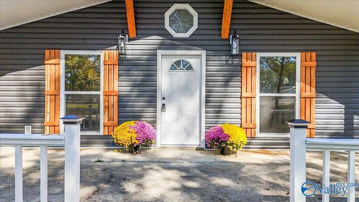 Property Photo: 65 Corley Street AL 35058