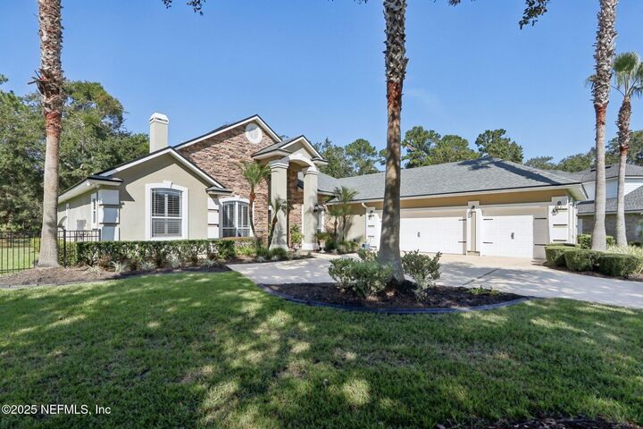 Property Photo:  1886 Hickory Trace Drive  FL 32003 