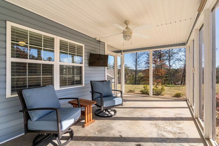 Property Photo:  123 Hunter Lane  GA 30513 