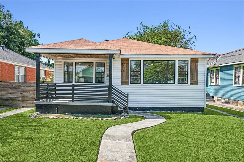 Property Photo:  1828 Alvar Street  LA 70117 