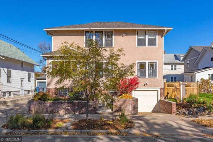 Property Photo:  808 W 28th Street  MN 55408 