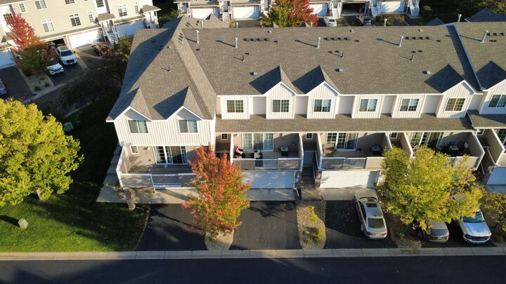 Property Photo: 2826 Brockman Court MN 55057