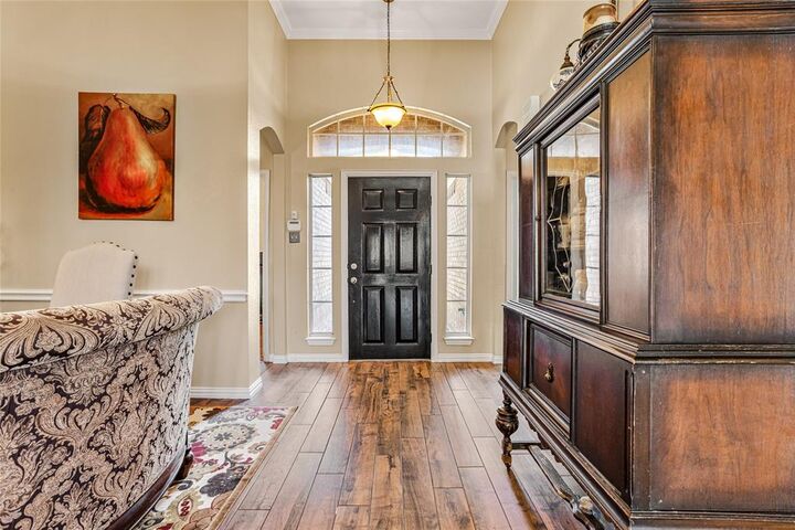 Property Photo:  310 Wrotham Lane  TX 75013 