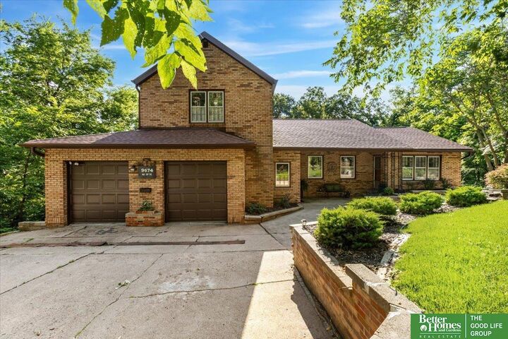 9674 N 30 Street  Omaha NE 68112 photo