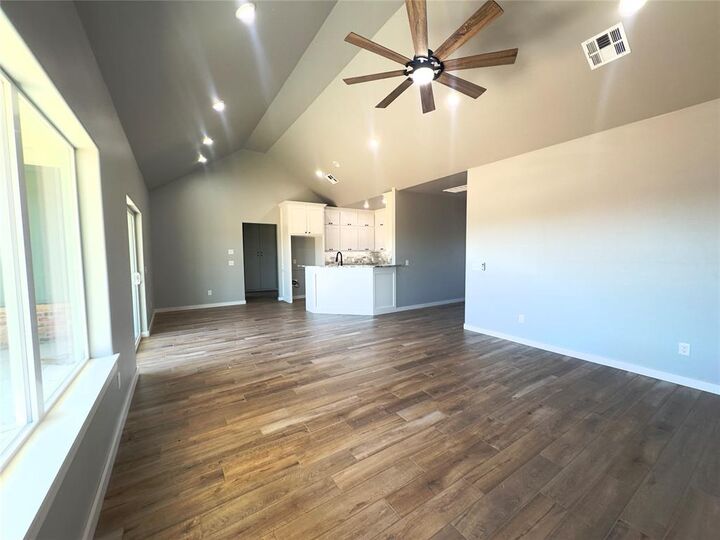 Property Photo: 10551 N Leo Avenue OK 74804