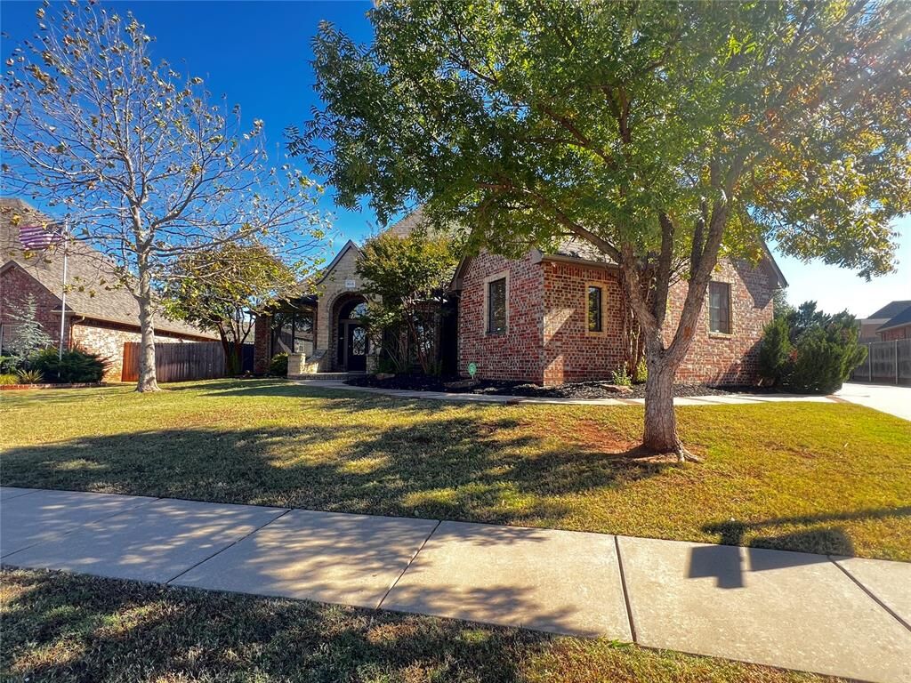 Property Photo:  16416 Grace Anne Court  OK 73013 