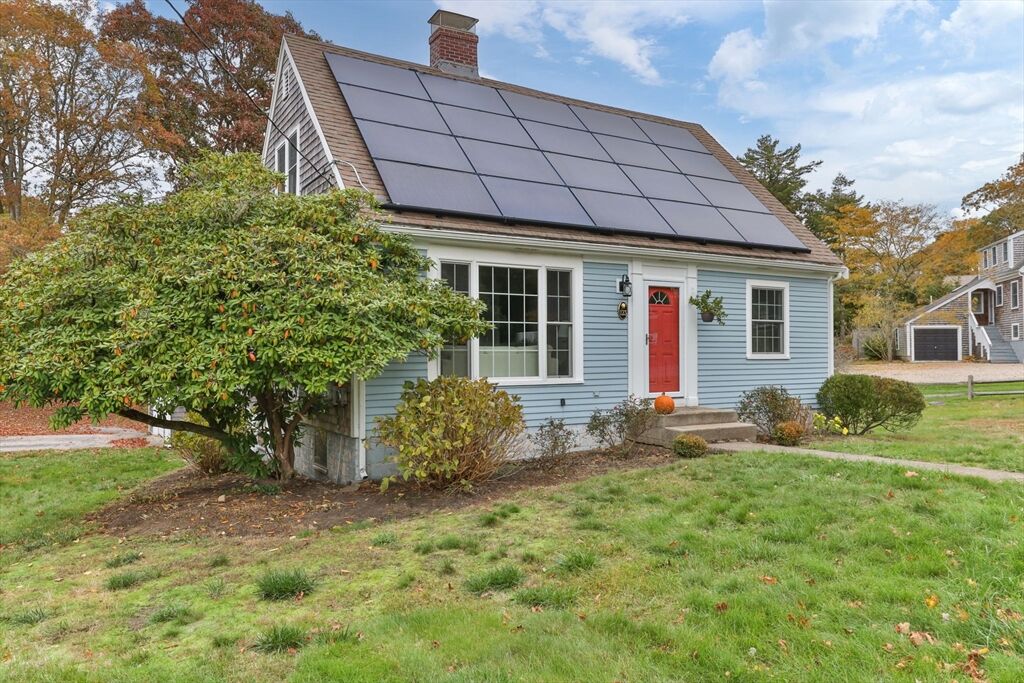 Property Photo:  123 Tower Hill Rd  MA 02655 