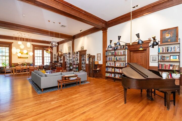 Property Photo: 28 Seaverns Ave 8 MA 02130