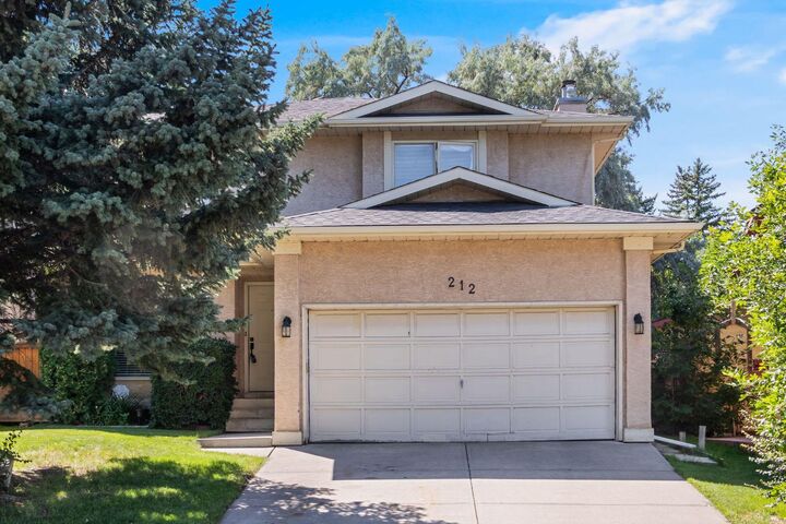 212 McKerrell Way SE  Calgary AB T2Z 1N8 photo