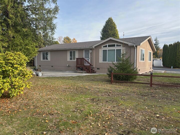 8370  Harborview Road 7  Blaine WA 98230 photo