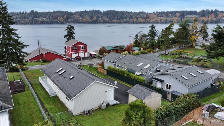 Property Photo:  10216  Steamboat Island Road NW  WA 98502 