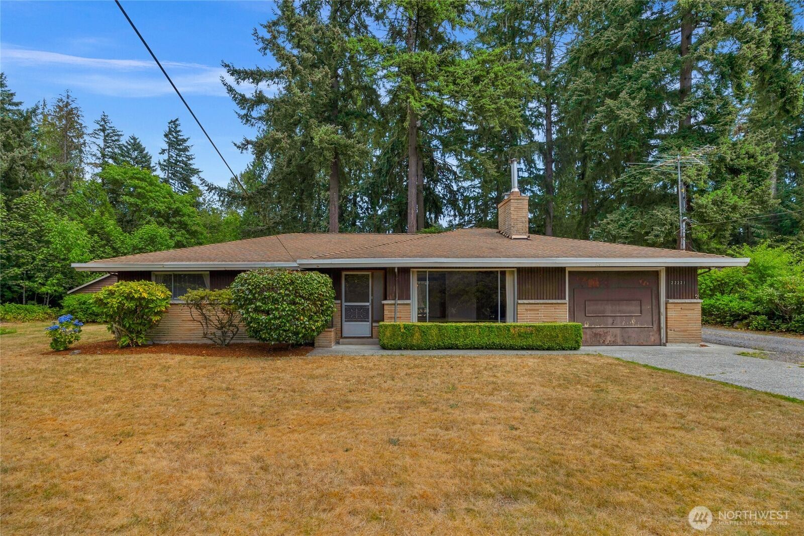 Property Photo:  22221  45th Avenue SE  WA 98021 