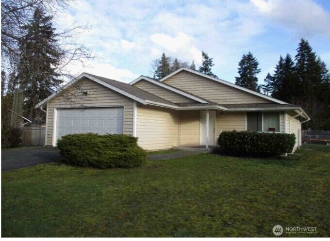 Property Photo: 16221 7th Avenue Ct E WA 98445