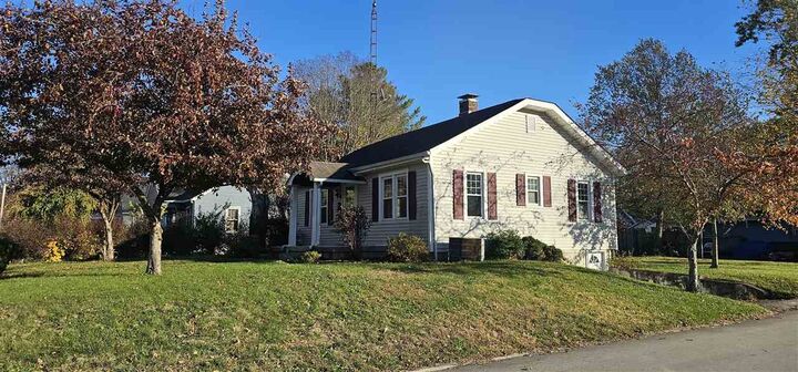 Property Photo:  399 W Harrison Street  IN 47346 