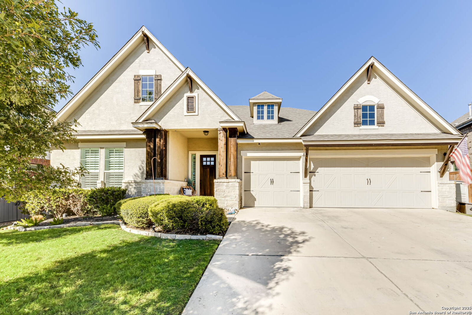 Property Photo:  3811 Ricegrass  TX 78258 