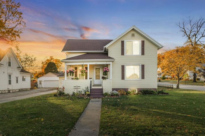 237 North Wilson Avenue  Jefferson WI 53549 photo