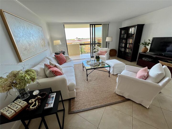 Property Photo: 600 Biltmore Way 718 FL 33134