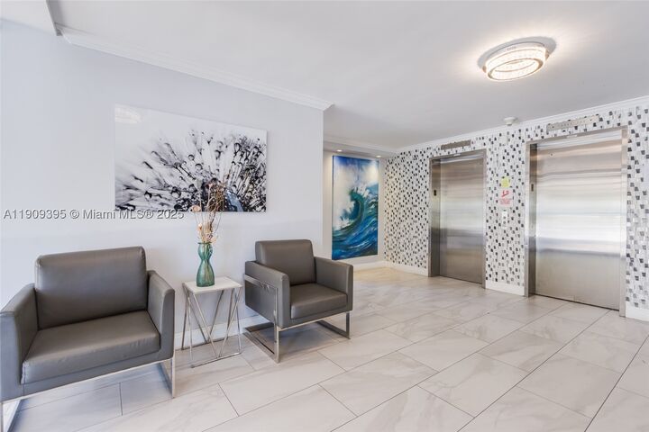 Property Photo: 2671 S Course Dr 506 FL 33069