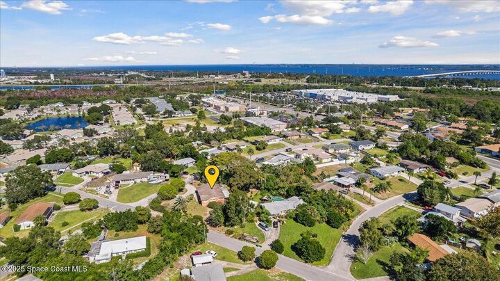 Property Photo: 1627 Calvados Drive FL 32926