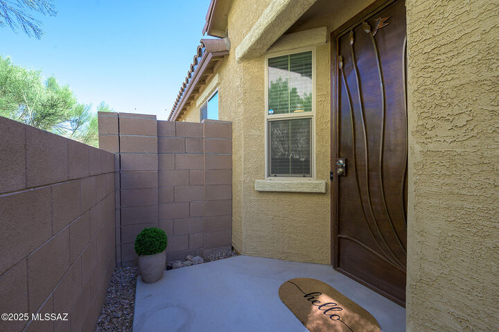 Property Photo: 7991 S Dolphin Way AZ 85756