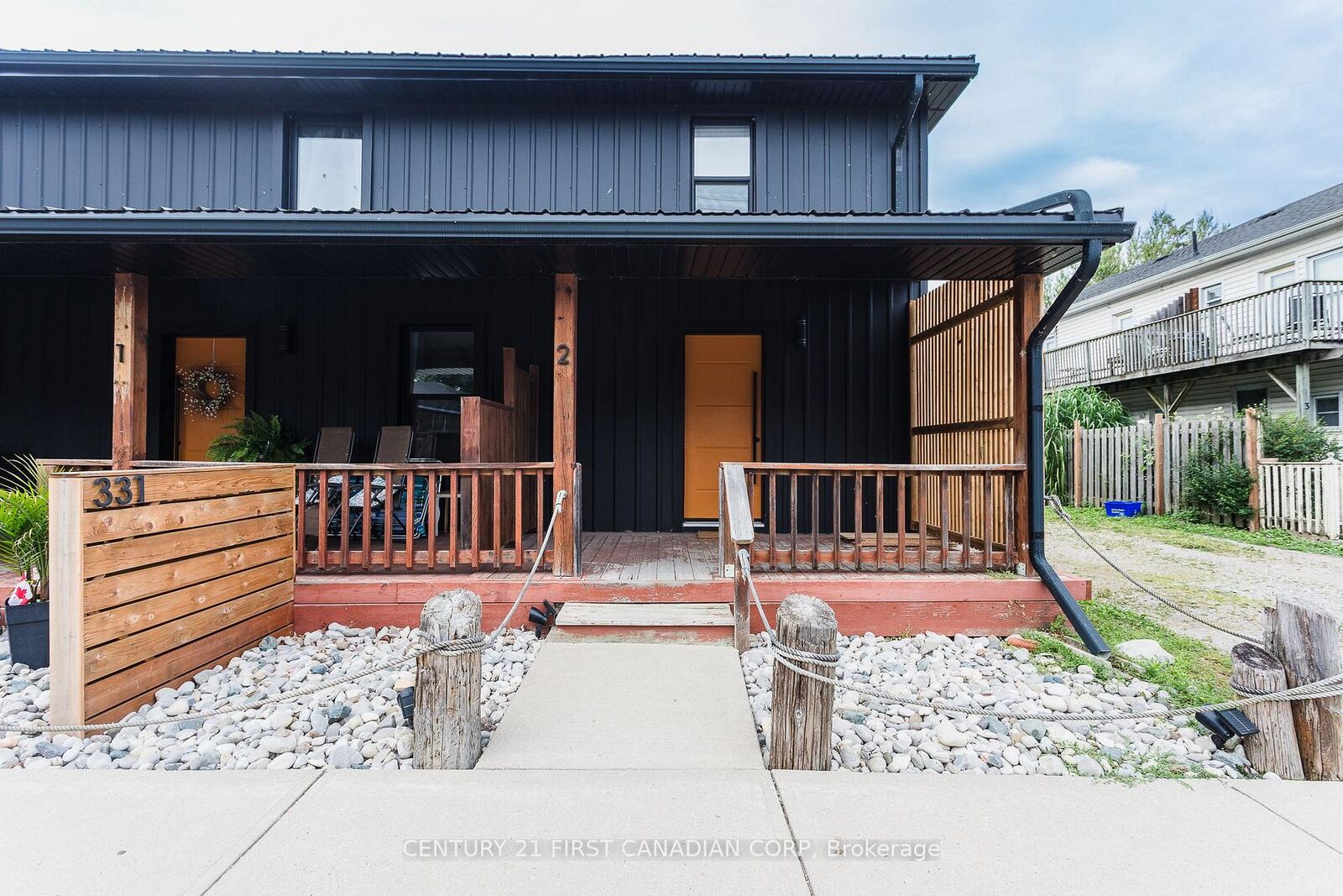 Property Photo:  331 Erie Street 3  ON N5L 1E3 