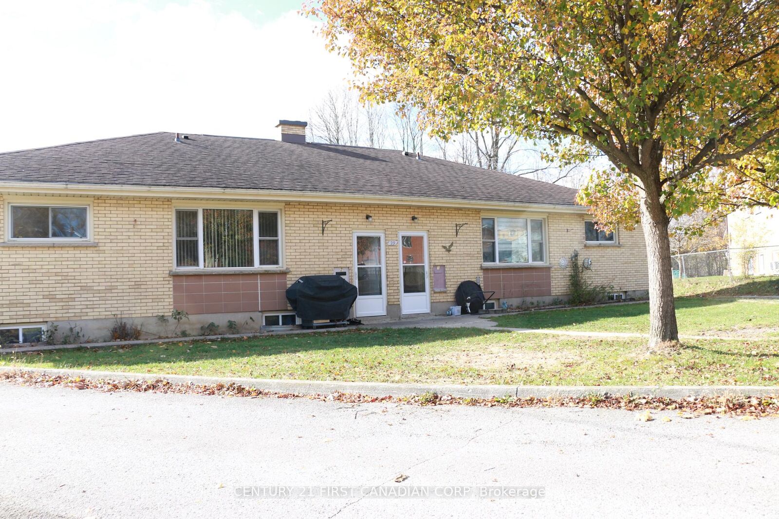 Photo de la propriété:  29 Balfour Place  ON N5W 4V7 