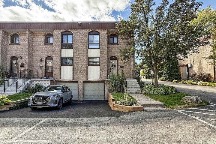 Property Photo: 589 Francis Road E ON L7T 3X6